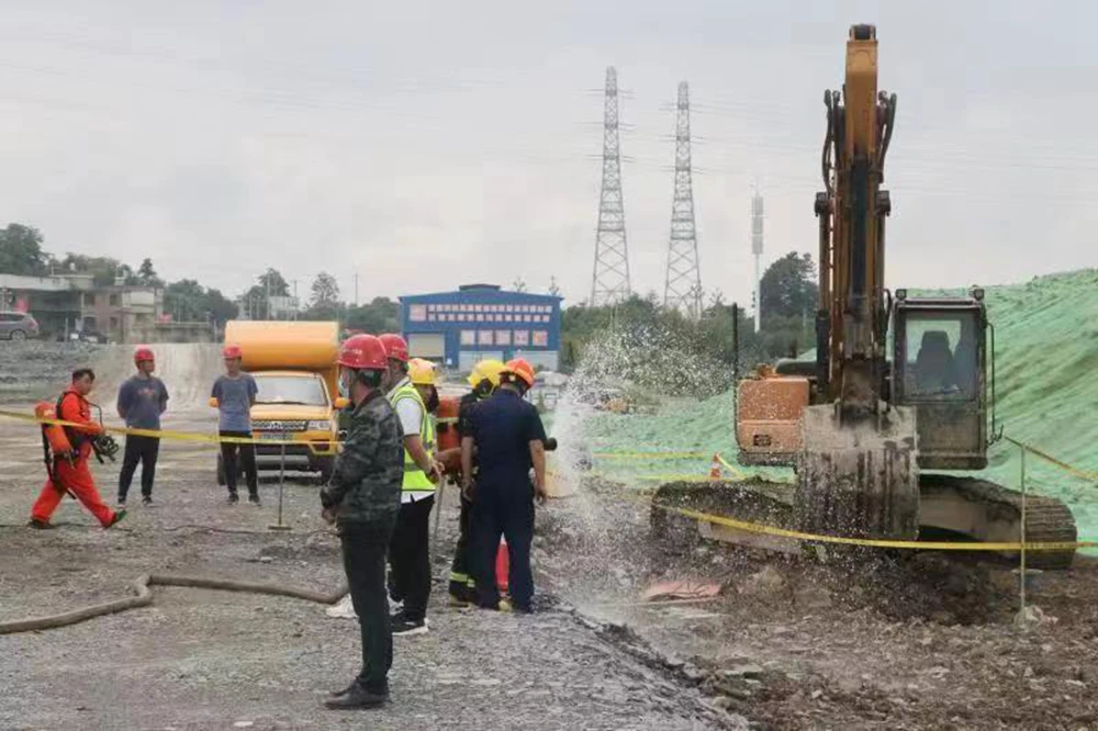 2022年安全生产月燃气泄漏应急救援演练活动(图7)